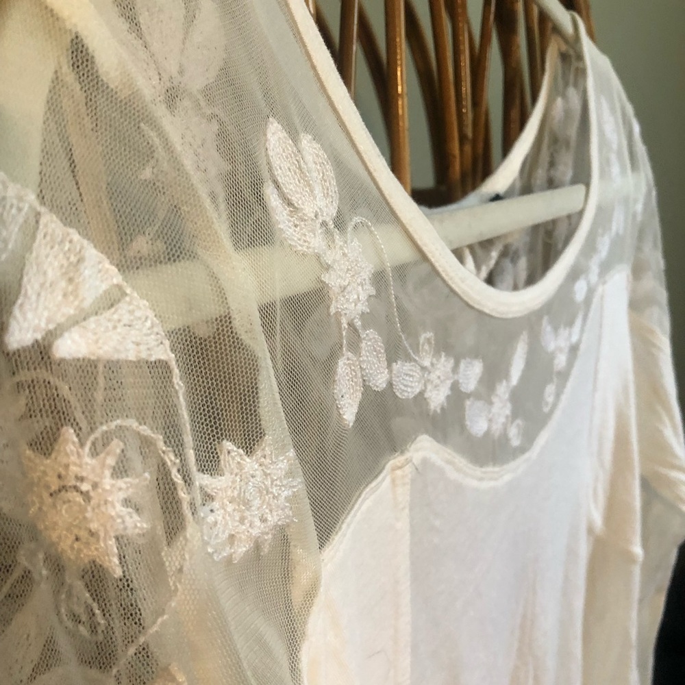 Free People New Romantics white long sleeve top with embroidered details small - Picture 4 of 7